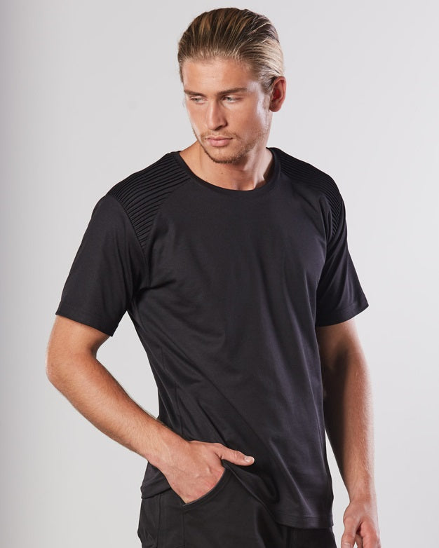 aiw unisex truedry tee model