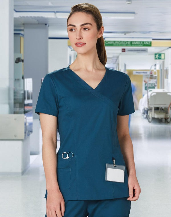 aiw ladies scrubs top